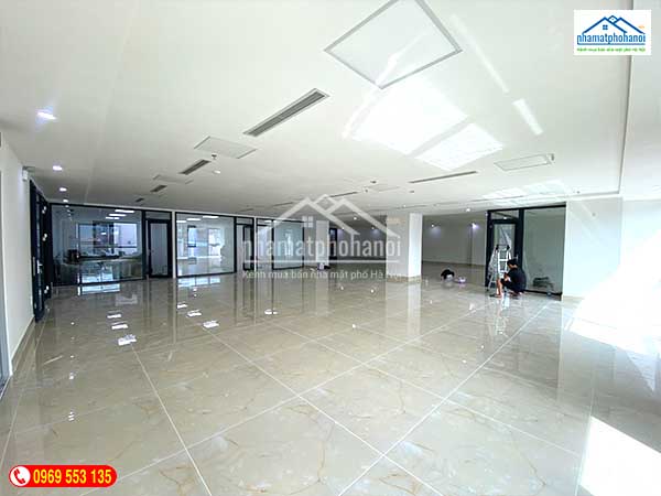Hình ảnh tòa nhà văn phòng vip 300 tôn đức thắng, đống đa, hà nội - Ảnh nhamatphohanoi.com