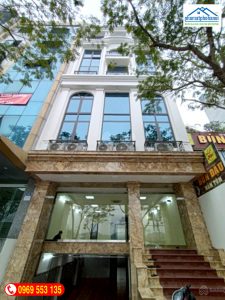 Hình ảnh tòa nhà văn phòng 8 tầng mặt phố Dịch Vọng Hậu . Dt 150m2 Ảnh nhamatphohanoi.com Hình ảnh tòa nhà văn phòng 8 tầng mặt phố Dịch Vọng Hậu . Dt 150m2 Ảnh nhamatphohanoi.com