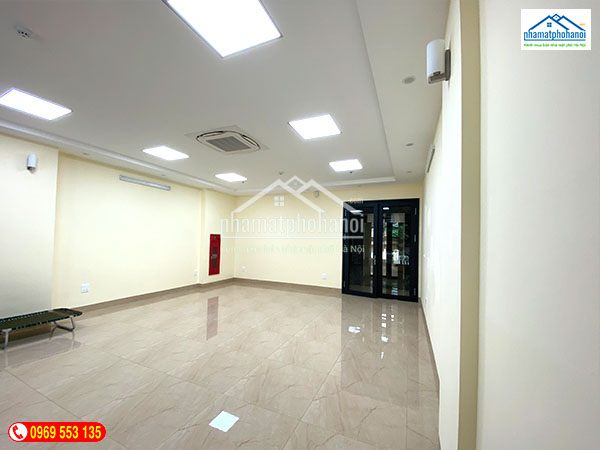 Hình ảnh tòa nhà văn phòng ngõ 155 nguyễn khang, cầu giấy, hà nội - Ảnh nhamatphohanoi.com