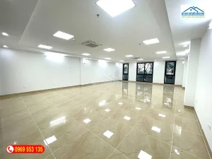 toa-nha-van-phong-90-dich-vong-hau-nhamatphohanoi.com